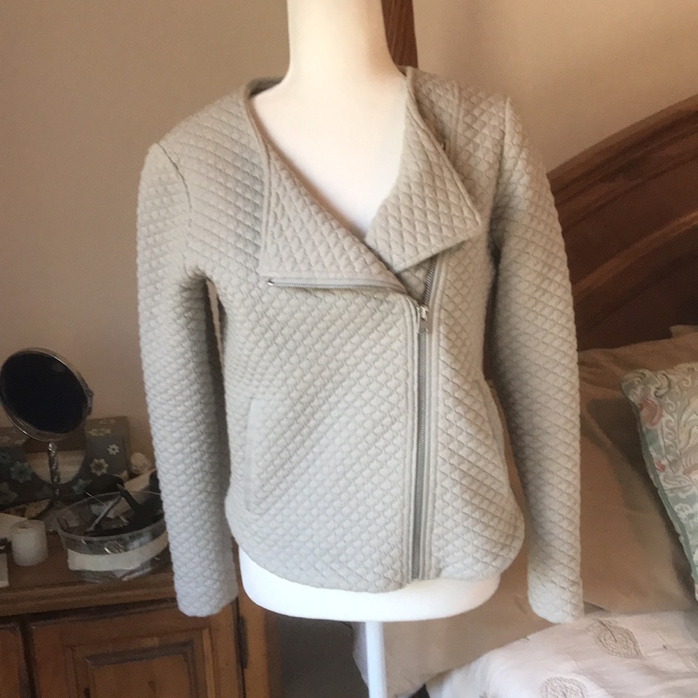 Club Monaco Quilted Asymmetrical Zip Jacket Size Medium